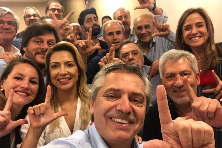 Alberto Fernández parabenizou Lula (foto: Reprodução)