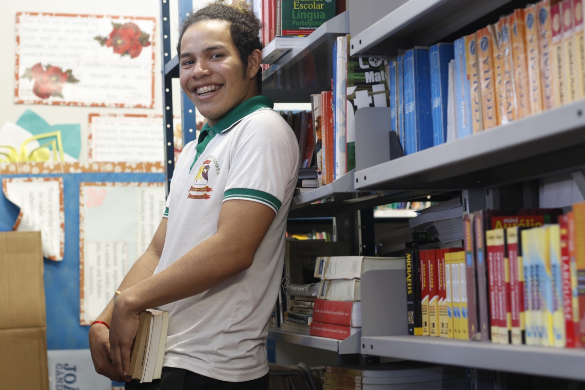 ￼Levi Juan, 17: técnicas de relaxamento e notícias atualizadas (FOTO: DEÍSA GARCÊZ/Especial para O POVO) (Foto: DEÍSA GARCÊZ/Especial para O POVO)