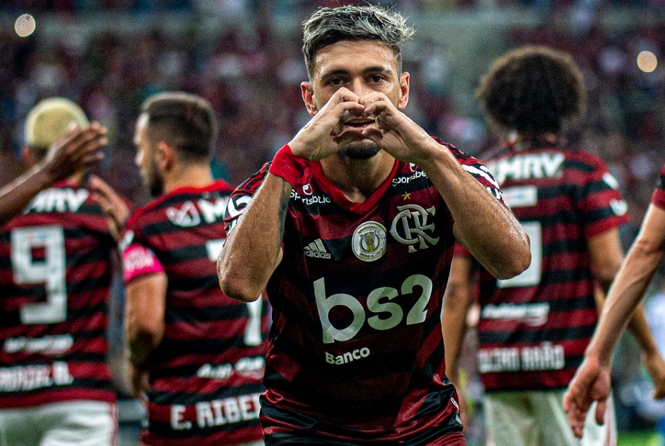 Estudo revela que Flamengo tem 89% de chance de superar recorde do Cruzeiro(foto: Marcelo Cortes/...
