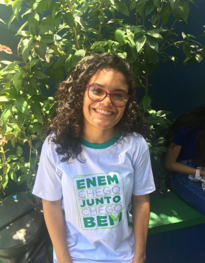 Leandra Ingrid, 17 anos