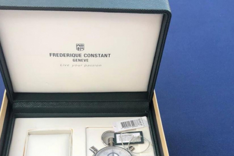 O relógio foi roubado, segundo a Polícia, pela falsa babá(foto: Reprodução)