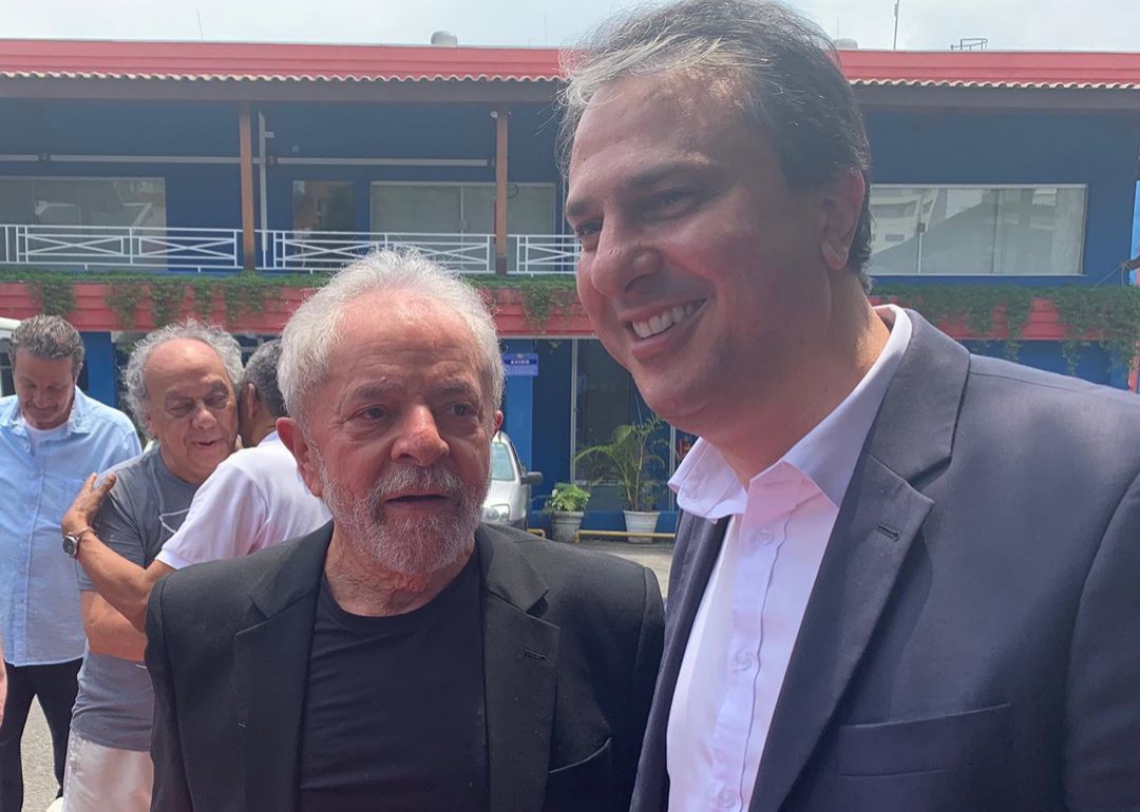 O governador ￼Camilo Santana foi a São Paulo encontrar e comemorar Lula livre (Foto: REPRODUÇÃO/INSTAGRAM)