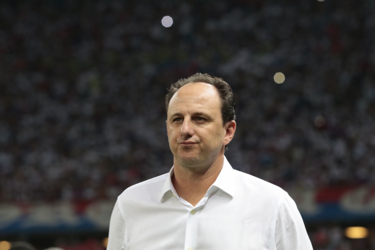 Fortaleza n&atilde;o apresentou bom futebol e irritou Rog&eacute;rio Ceni no primeiro tempo(foto:...