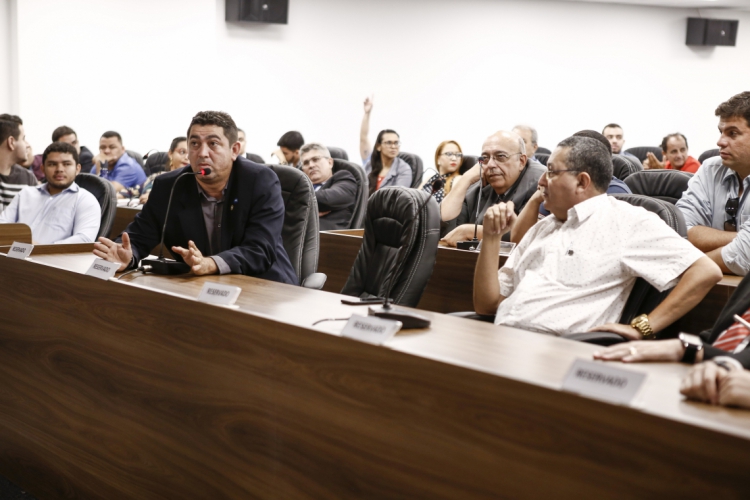 Almeida Filho (à esquerda) foi um dos palestrantes do workshop(foto: Natália Rocha/OAB-CE)