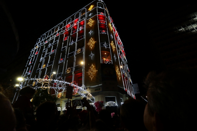 Coral do Natal de Luz volta a se apresentar nas janelas do Hotel Excelsior  em 2021