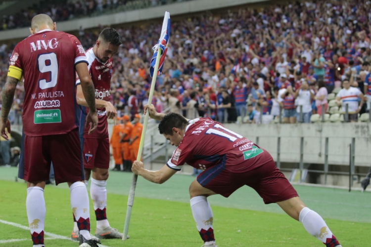 Osvaldo foi o autor do segundo gol do Fortaleza em partida diante do Santos no Castelão(foto: Ju...