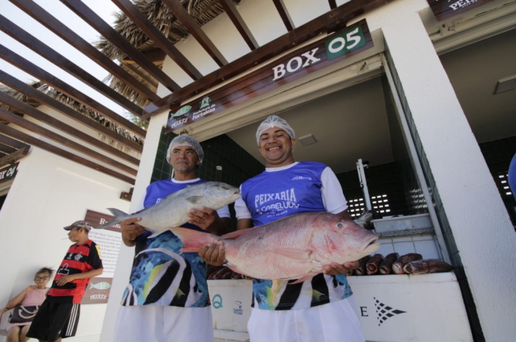 Foram entregues aos permission&aacute;rios 15 boxes em alvenaria com revestimento de cer&acirc;mica