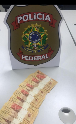 Ação em Tejuçuoca que apreendeu R$900 reais em 45 cédulas falsas de R$20.(foto: Divulgação/...