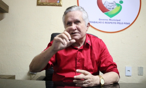 O m&eacute;dico e prefeito afastado de Uruburetama, Jos&eacute; Hilson de Paiva, foi preso, por den&uacute;ncias de ass&eacute;dios e estupros