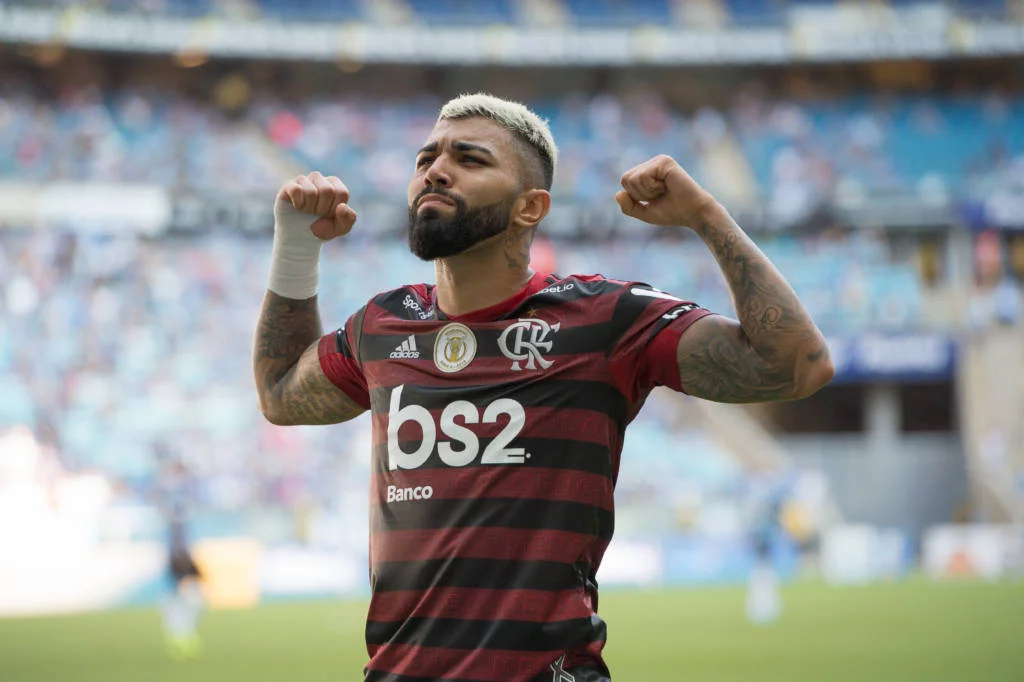 Gabigol est&aacute; suspenso para a partida