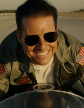 "Top Gun: Maverick" traz o personagem de Tom Cruise de volta às telonas
