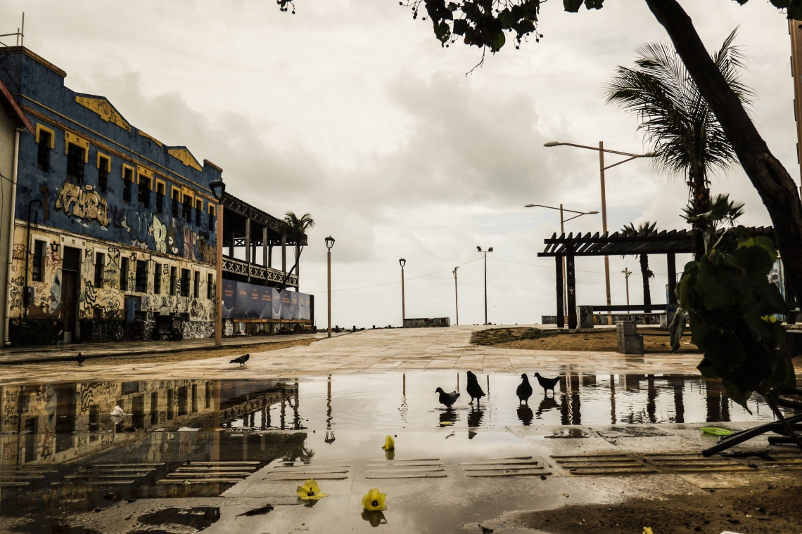 Área na Praia de Iracema receberá intervenção  (Foto: Sandro Valentim)