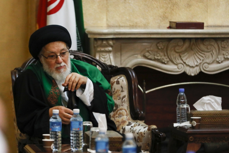 Ali Khamenei afirma que ataque n&atilde;o representa uma amea&ccedil;a ao Catar