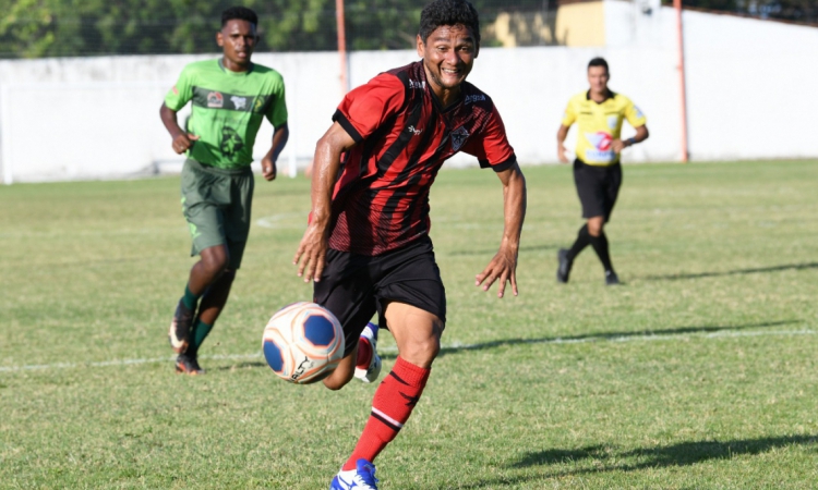 Elanardo é conhecida pela sua qualidade na hora das penalidades máximas Elanardo é conhecida pela sua qualidade na hora das penalidades máximas