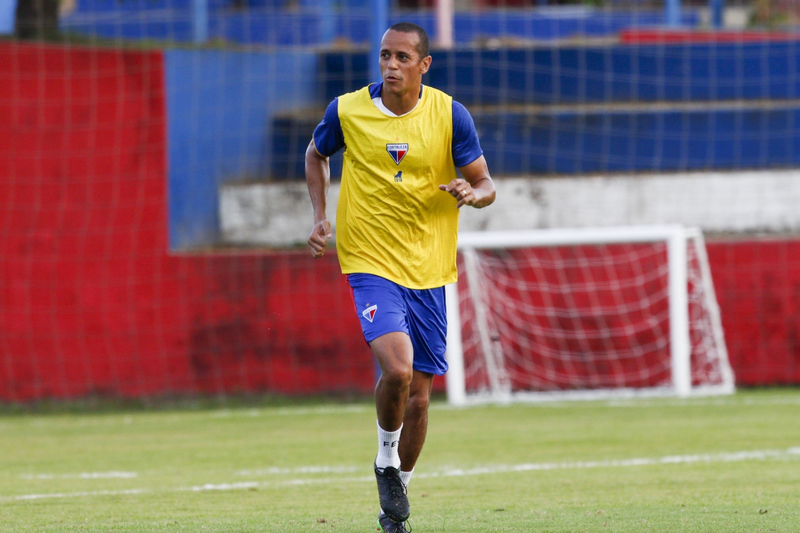 ￼Derley, do Fortaleza, foi o caso de Covid-19 mais recente no futebol cearense (Foto: DEÍSA GARCÊZ/Especial para O POVO)