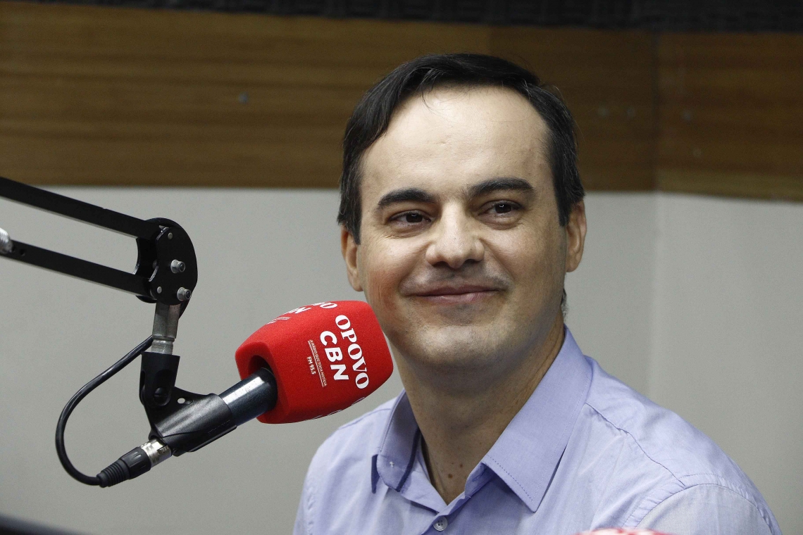 ￼CAPITÃO Wagner foi o segundo pré-candidato à Prefeitura de Fortaleza entrevistado na Rádio O POVO CBN e no O POVO Online (Foto: MAURI MELO/O POVO)
