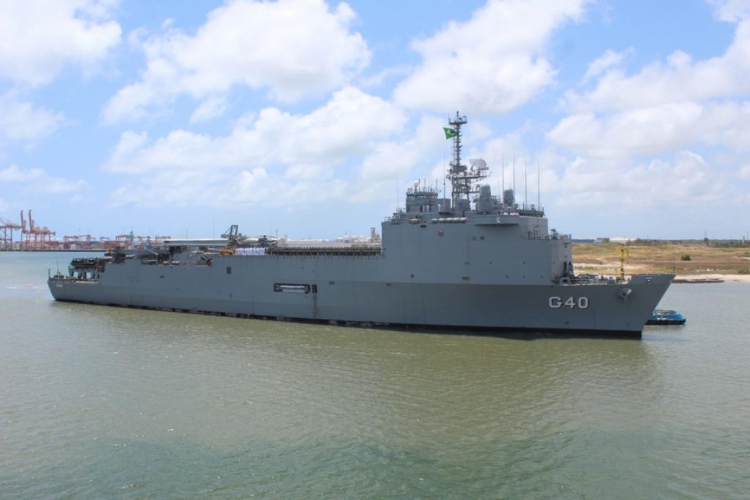 Navio atraca em Fortaleza para visitação neste fim de semana.