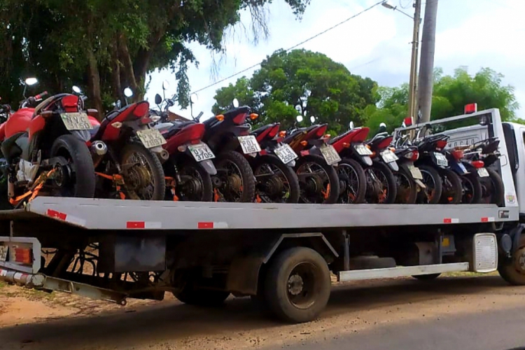 101 veículos foram apreendidos