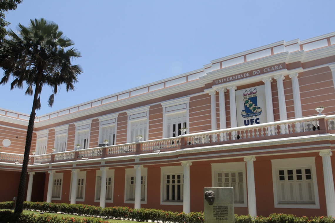 Reitoria da Universidade Federal do Ceará (Foto: Iana Soares/O POVO.doc)