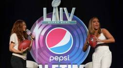 Shakira e Jennifer Lopes farão o show de intervalo do Super Bowl 54