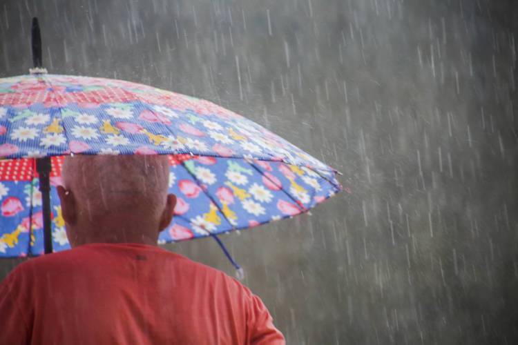 Inmet emite alerta para chuvas intensas até esta terça-feira, 8