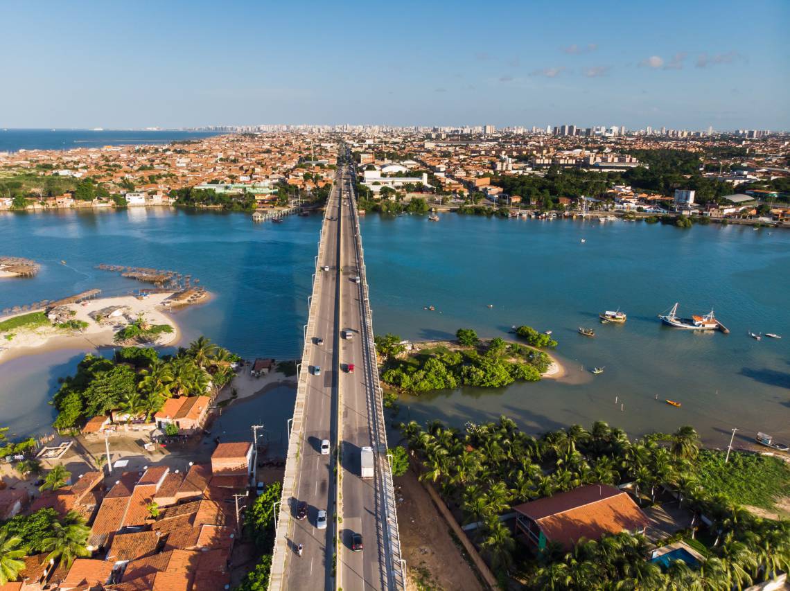 Vista aérea da Ponte sobre Rio Ceará na Barra do Ceará (Foto: Fco Fontenele)