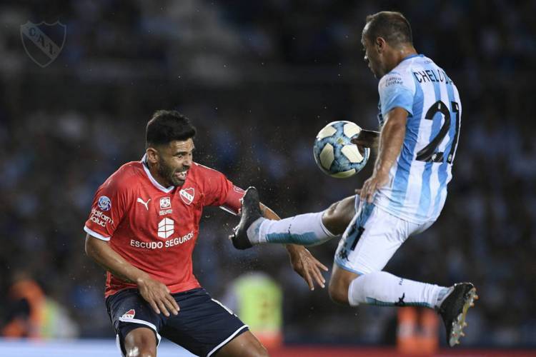 Racing venceu o Independiente por 1 a 0