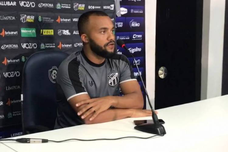 Samuel Xavier &eacute; titular na lateral-direita do Cear&aacute; 