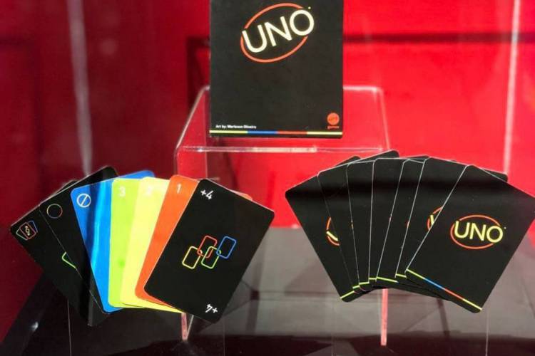 Designer cearense cria novo visual para o jogo de cartas UNO