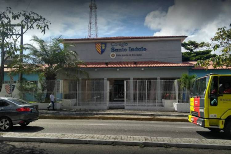 Colégio leva o nome de Santo Inácio de Loyola, fundador da Companhia de Jesus 