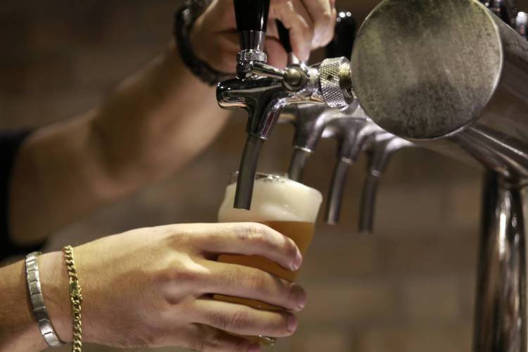 O &oacute;rg&atilde;o municipal constatou irregularidade nos estabelecimentos pela terceira vez e aplicou multa