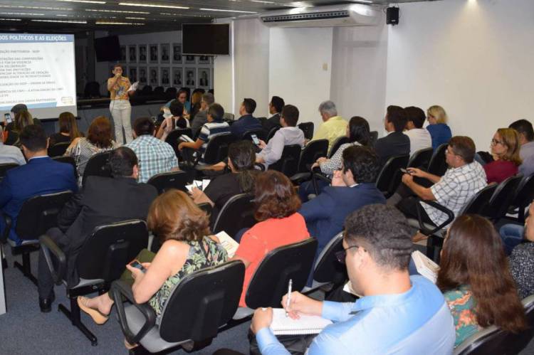 Reunião do TRE com partidos para debater processo eleitoral que se avizinha