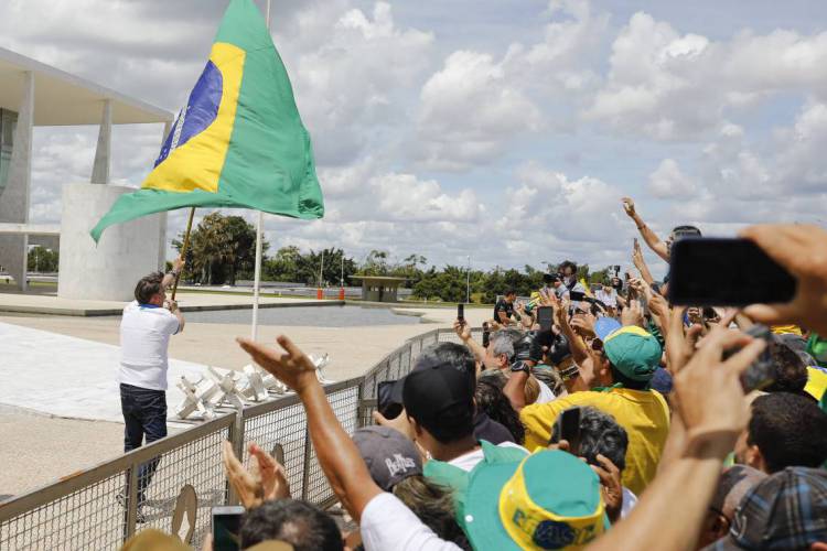 Manifestação em apoio ao presidente Bolsonaro está marcado para 7 de setembro e há receio de um golpe administrativo; confira as ultimas notícias do ato hoje, 2(foto: Sergio LIMA / AFP)