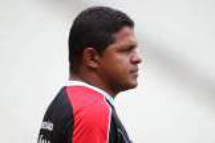 T&eacute;cnico Washington Luiz permanece no clube