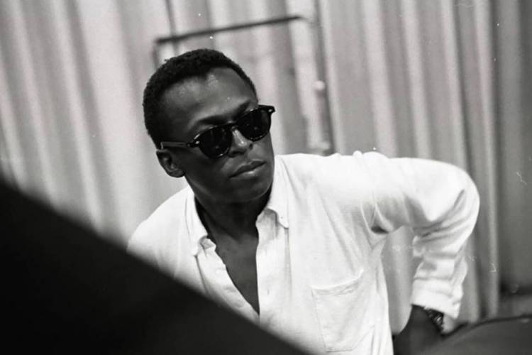 Miles Davis é um dos nomes mais importantes da música do século XX