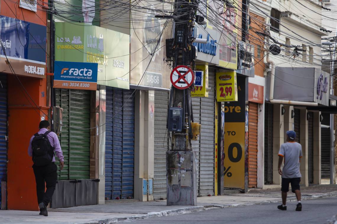 Resultado de imagem para Comércio de Fortaleza quer fim da quarentena nesta segunda-feira, 30