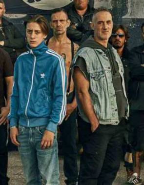 Filme se passa na cidade de Nápoles, na Itália, e tem o Napoli como paixão central 