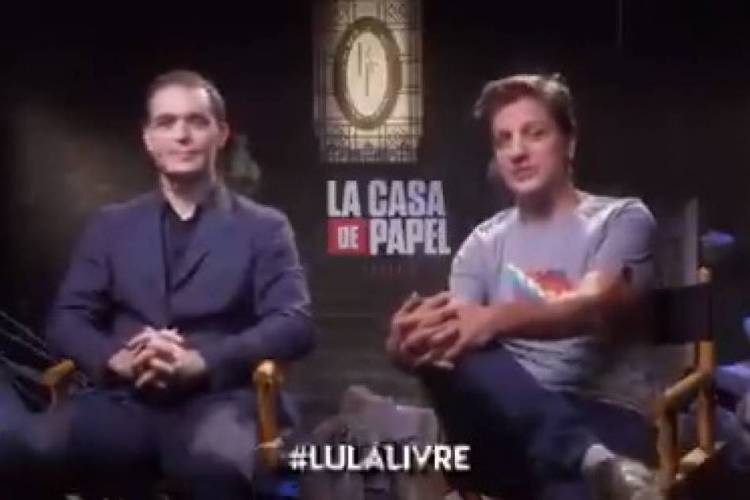 Ator que interpreta Palermo na série demonstrou apoio ao ex-presidente Lula durante entrevista