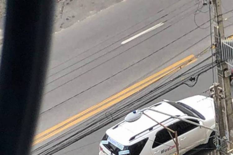 Carreata registrada em via de Fortaleza