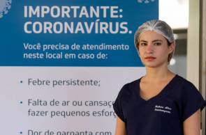 FORTALEZA, CE, BRASIL, 23.04.2020:  Rebeca Alves, fisioterapeuta do Hospital Monte Klinikum, personagem pro Dom.  (Fotos: Fabio Lima/O POVO)