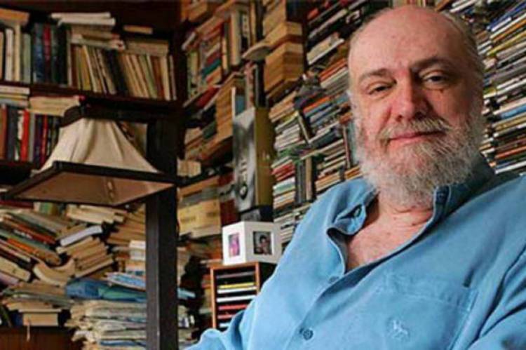 A lei de aux&iacute;lio &agrave; Cultura leva ganhou o nome do compositor Aldir Blanc, falecido em maio deste ano. 