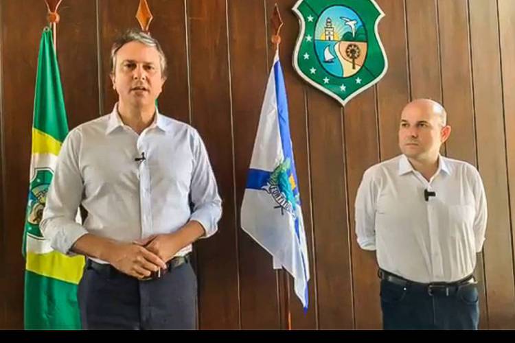 Governador Camilo Santana e prefeito Roberto Cláudio em anúncio de medidas mais rígidas de isolamento social