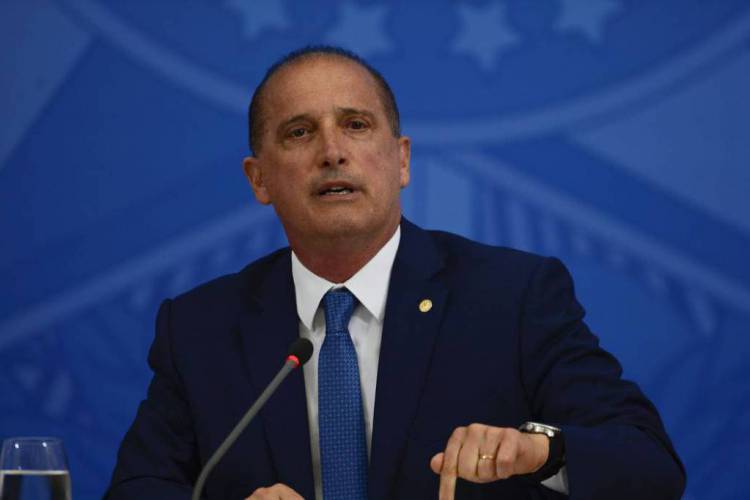 O ministro da Cidadania, Onyx Lorenzoni, participa de coletiva de imprensa no Palácio do Planalto