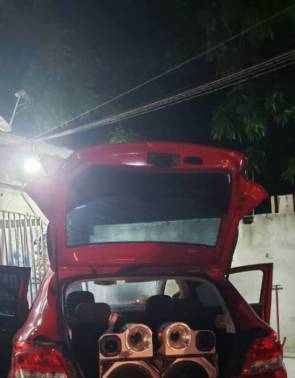 Paredão de som foi apreendido em Fortaleza em meio ao lockdown na Capital