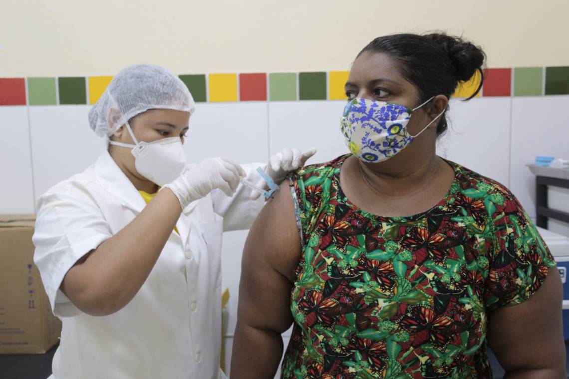 Fotos da 3° etapa de vacinação contra a gripe H1N1, Posto de Saúde Dr. Luiz Carlos no Benfica. Foto: Foto: Aurélio Alves