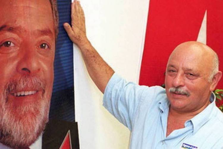 Frei Chico, irmão do presidente Lula