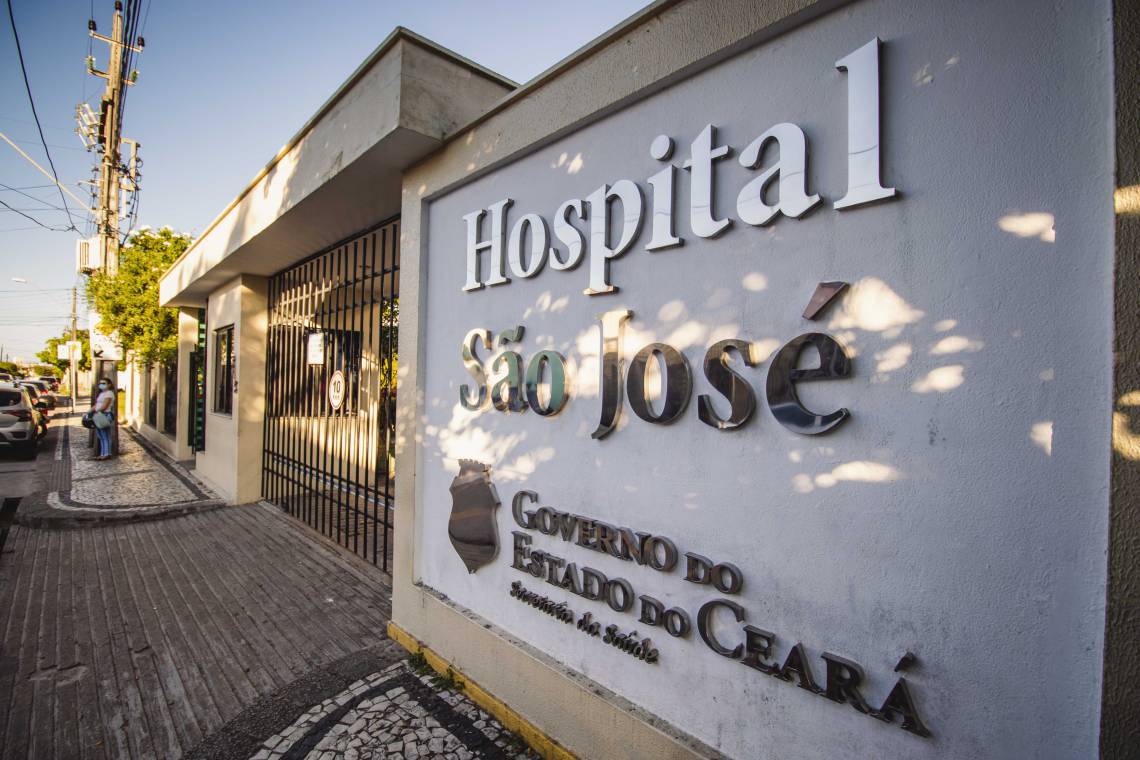 Infectologista afima que Hospital São José de Doenças Infecciosas (HSJ) passa por um aumento do número de casos (Foto: Aurelio Alves/O POVO)