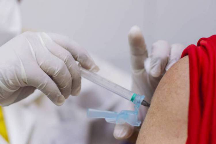 Vacinas em todo o mundo tem sido testadas
