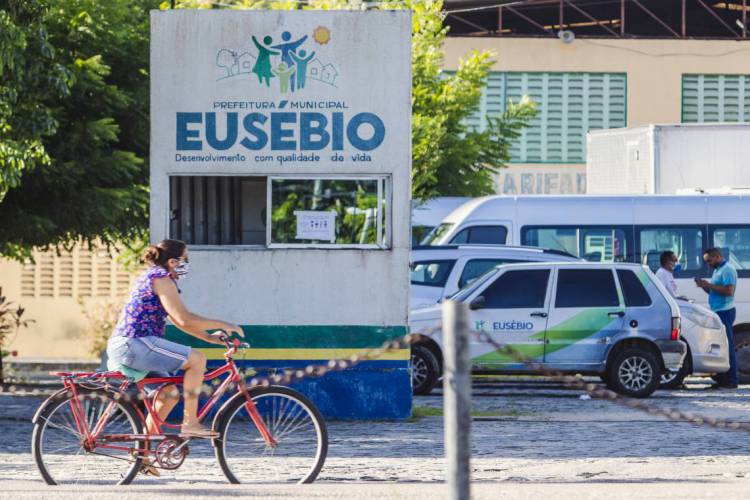 Nova loja ser&aacute; aberta na cidade de Eus&eacute;bio, e oferta 20 vagas de emprego em diferentes setores 