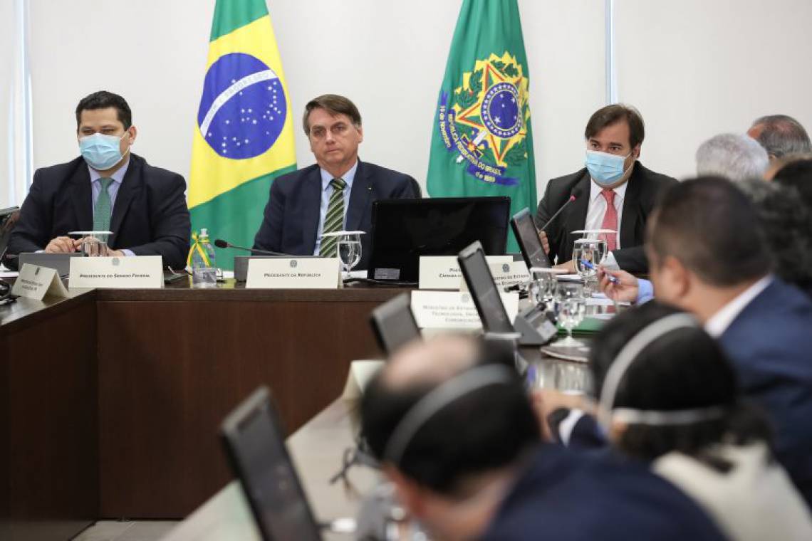 Reunião virtual de Bolsonaro, Alcolumbre e Rodrigo Maia com governadores (Foto: REPRODUÇÃO/TV BRASIL)